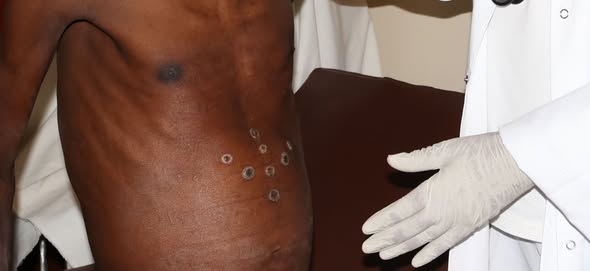 WAA MAXAY CAGAARSHOW?